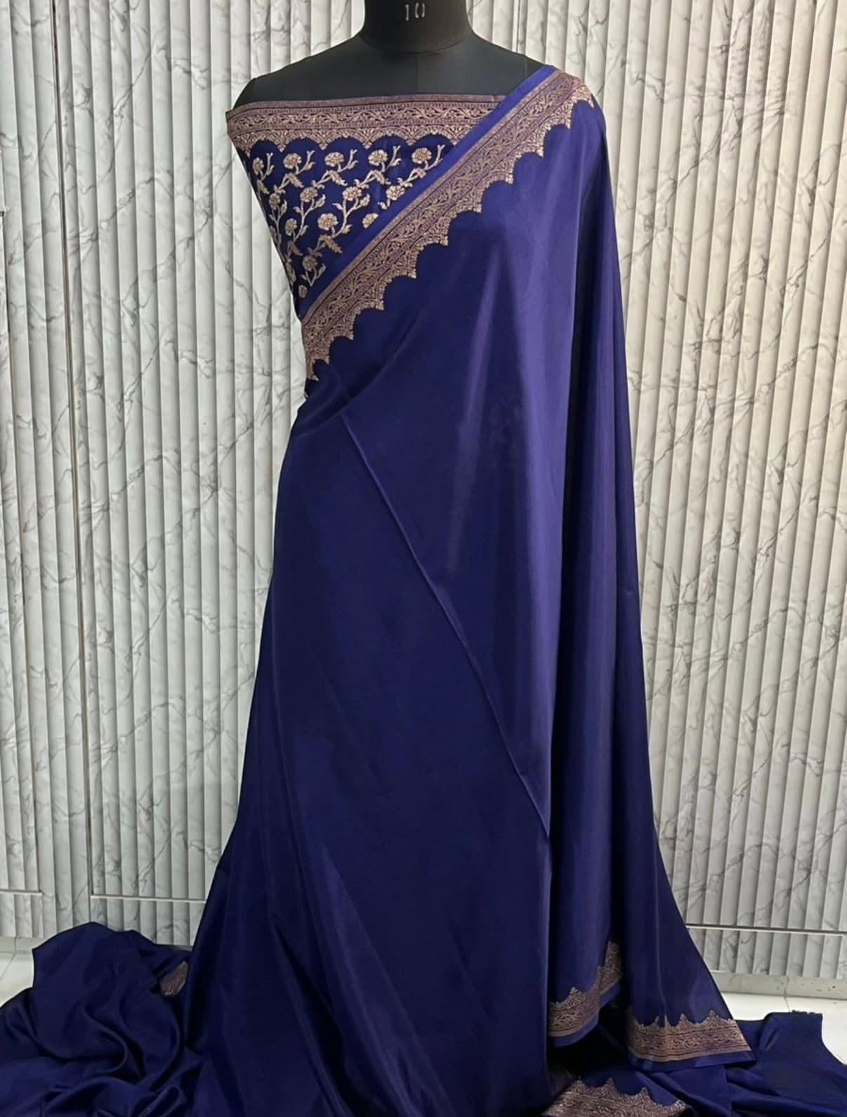 NAVY BLUE PURE CREPE BANARASI SILK SAREE (Copy)