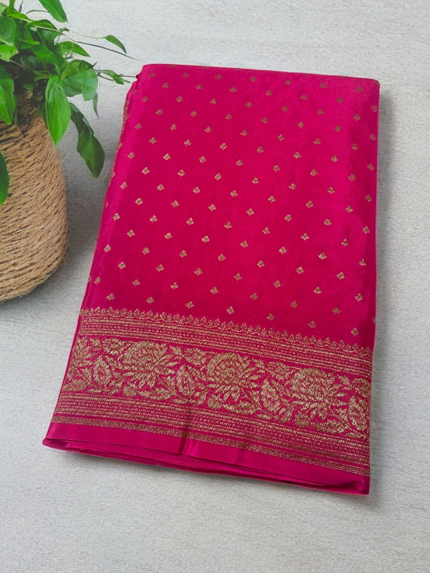 Pure pink banarasi silk saree,
chiffonsaree
