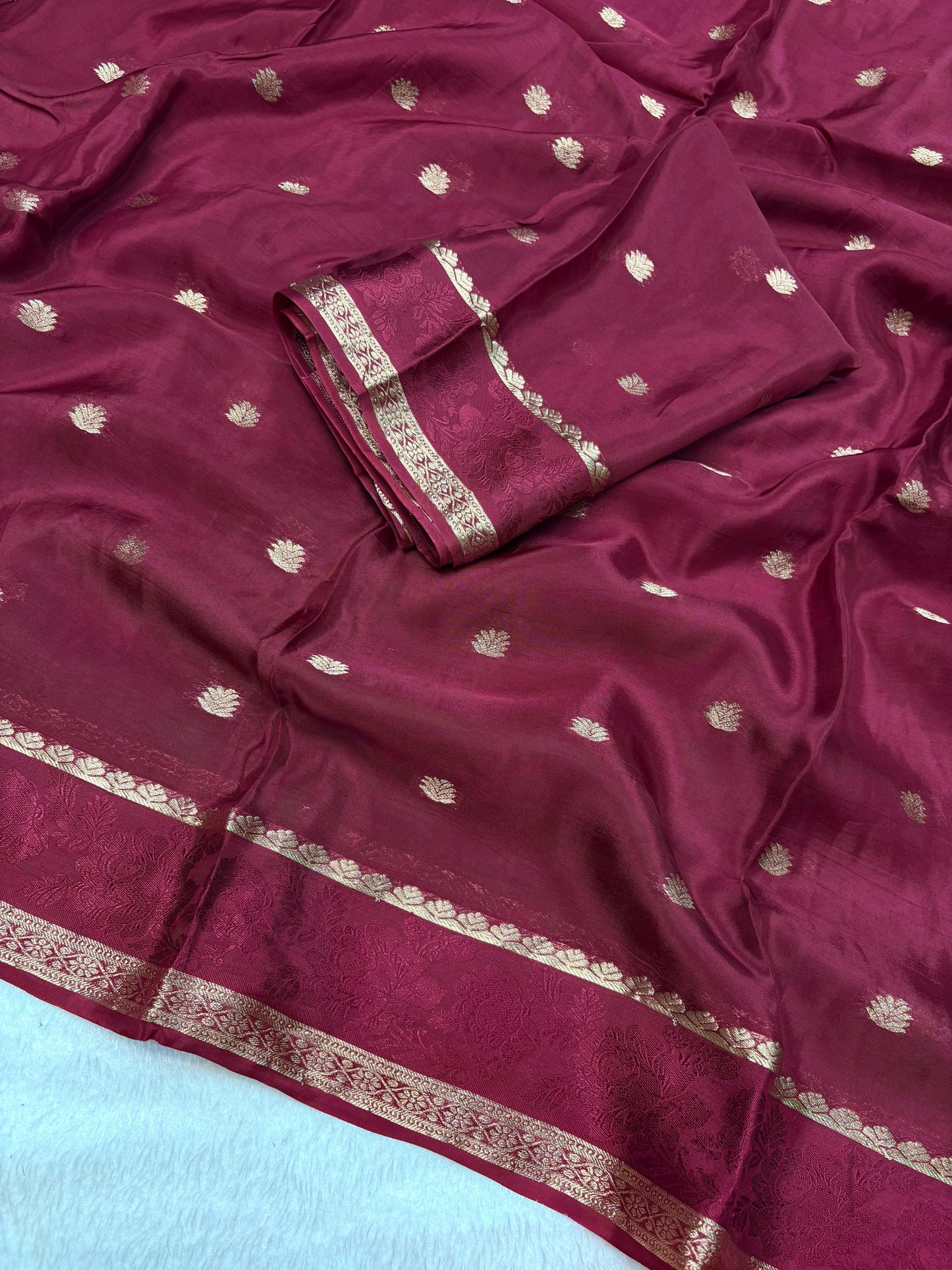 MAROON RED PURE CREPE SAREE WITH BENTEX BORDER
